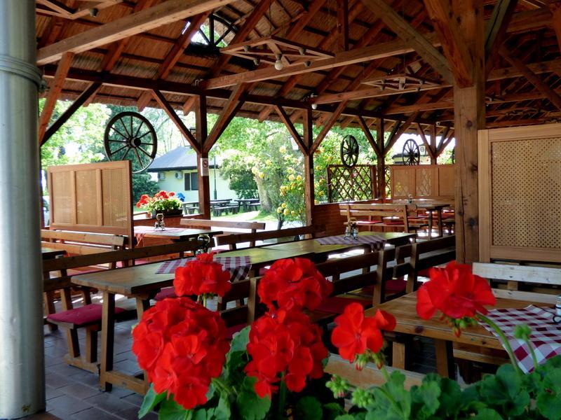 Balaton Eldorado Camping 호텔 Badacsonytördemic 외부 사진